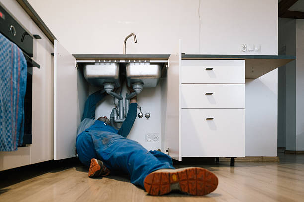 Professional Leak Detection technician working in Montross, VA